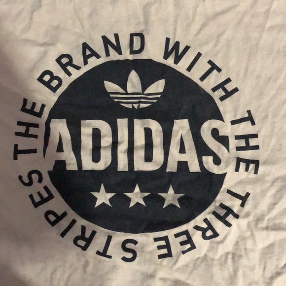 Adidas T-Shirt Large - Picture 3 of 3